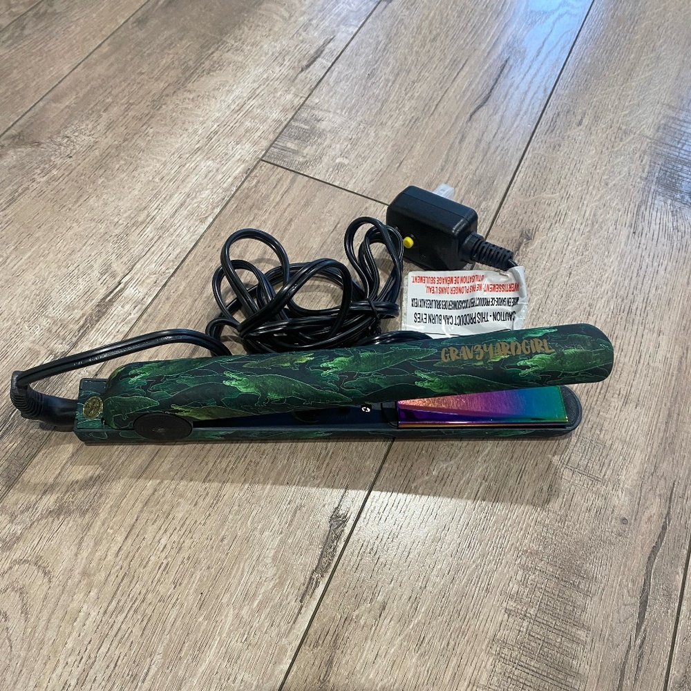 NEW Graveyard Girl Swamp Hair Styling Iron in a green moss print.